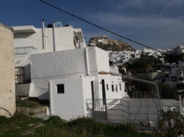 Δύο εγκαταλειμμένες κατοικίες στην χώρα, G/N 102L