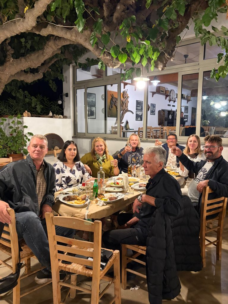 Εργαζόμενοι και συνεργάτες της Skyros Travel